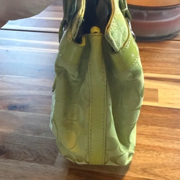 Coach Lime Green Signature Shoulder Bag - Picture 5 of 16